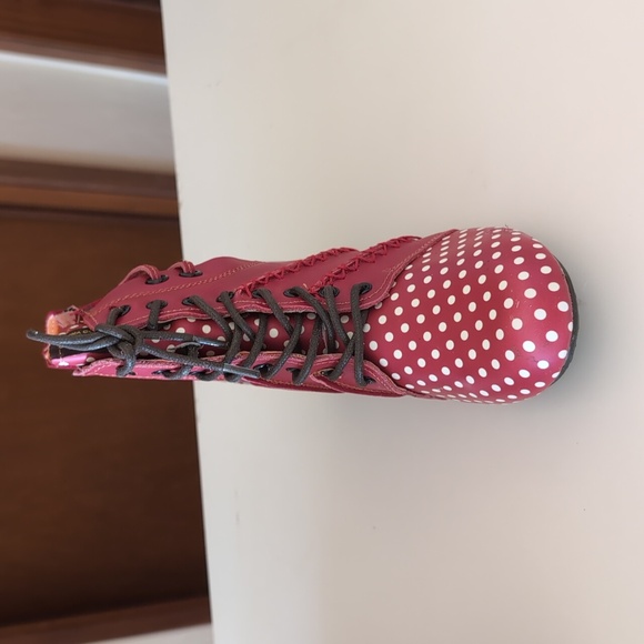 TMA Eyes Red Polka Dot Leather Ankle Boots - Picture 3 of 4